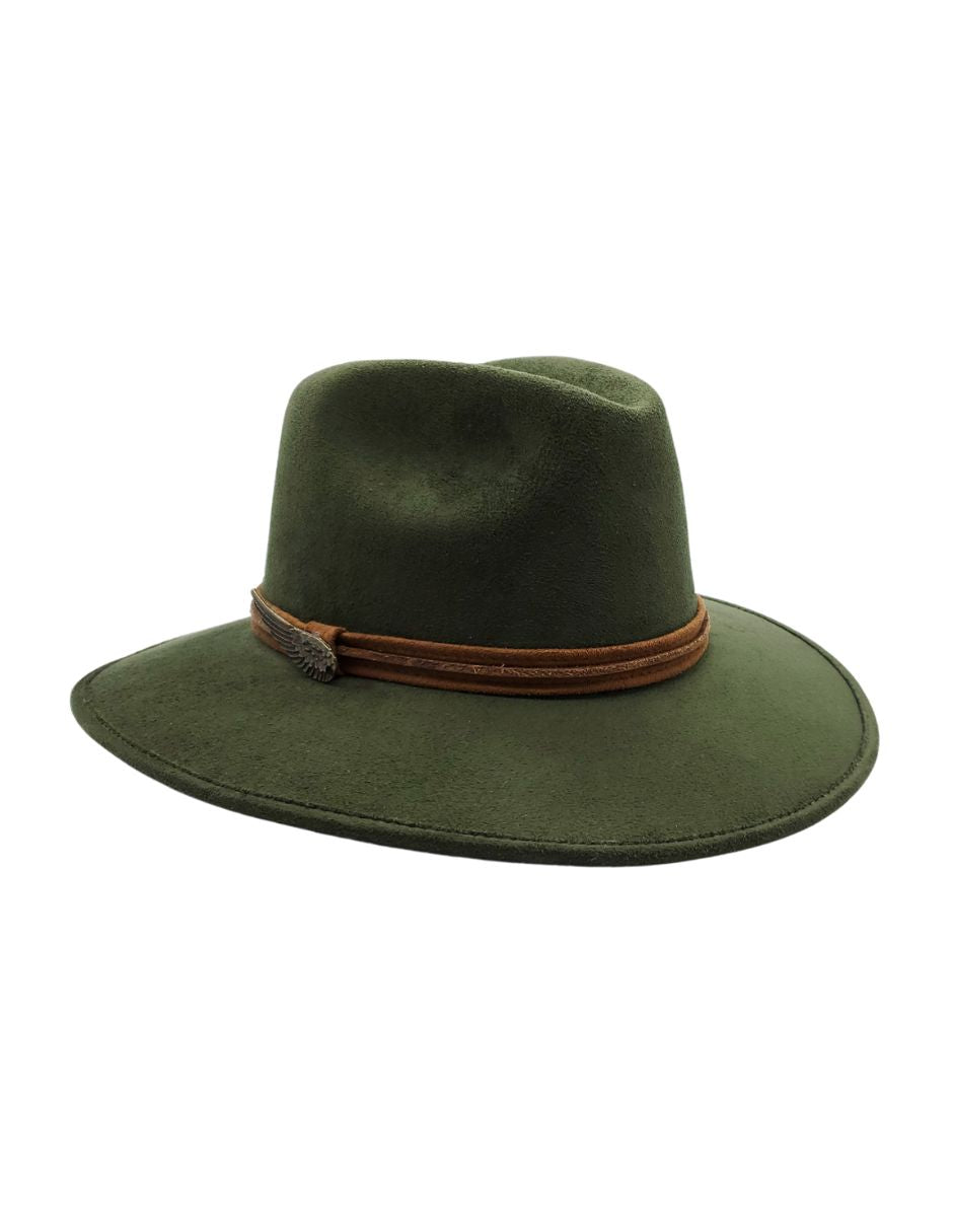 Sombrero de Autor en gamuza con detalle de ala en color oro viejo, modelo XIIK.