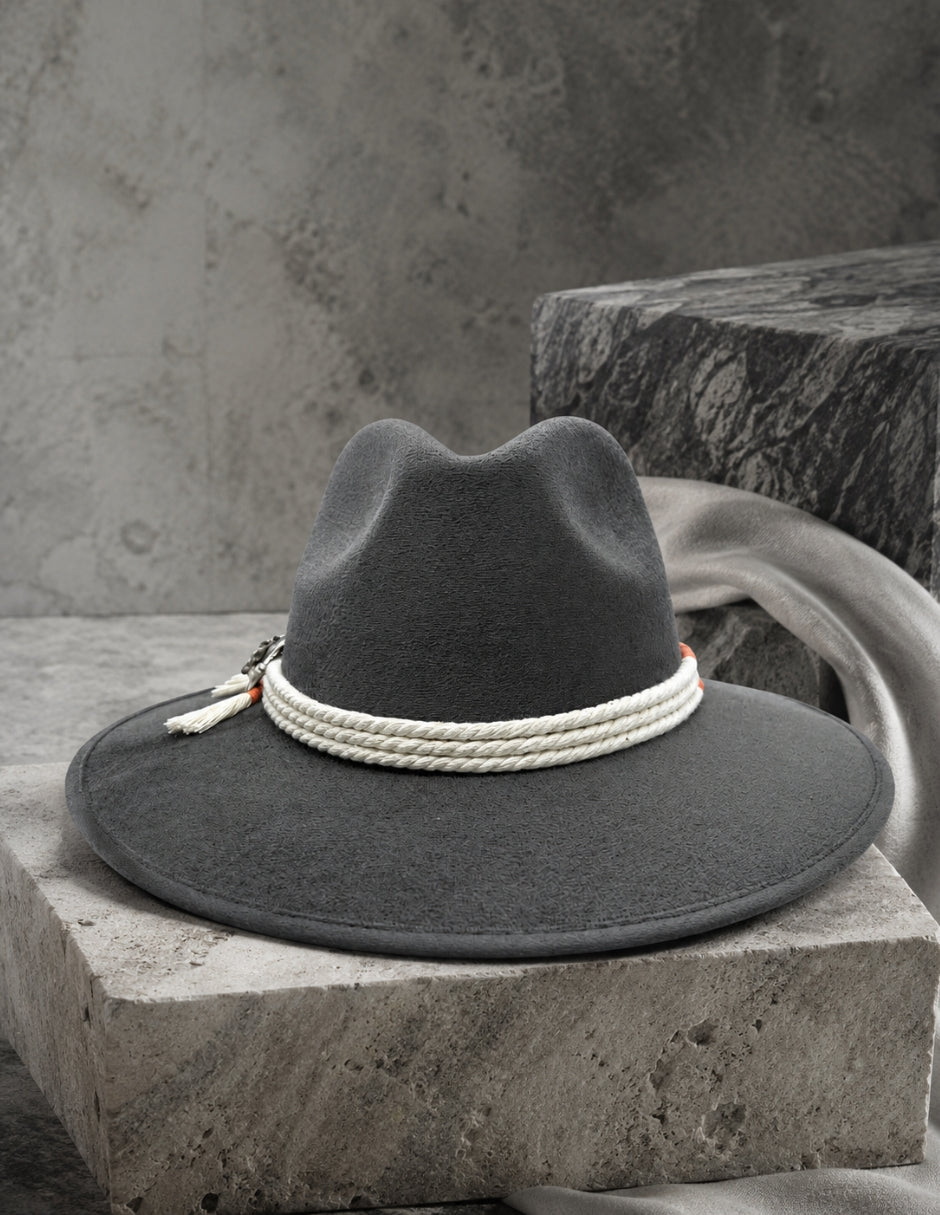 Sombrero de Autor color Gris Oxford, modelo BENJA.