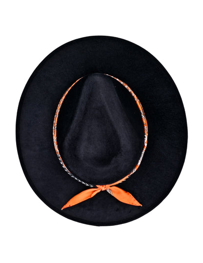 Sombrero en color negro con toquilla naranja personalizada, modelo JOHAN.