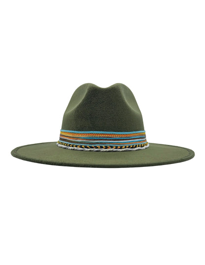 Sombrero de Autor Verde con Banda Multicolor, Modelo MAX.