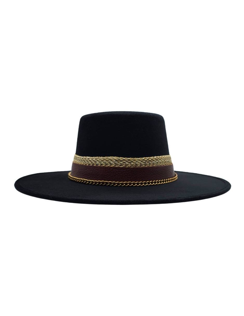 Sombrero PRETO, elegancia Profunda con Toques de Carácter.