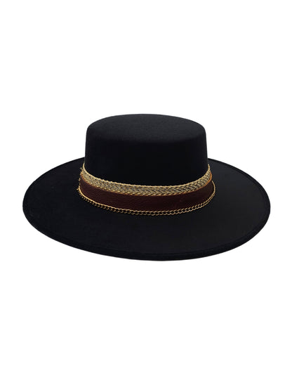 Sombrero PRETO, elegancia Profunda con Toques de Carácter.