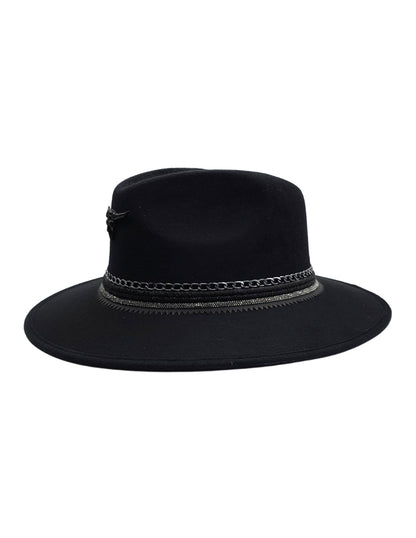 Sombrero Explorer de autor en color negro, modelo THAURUS BLACK.