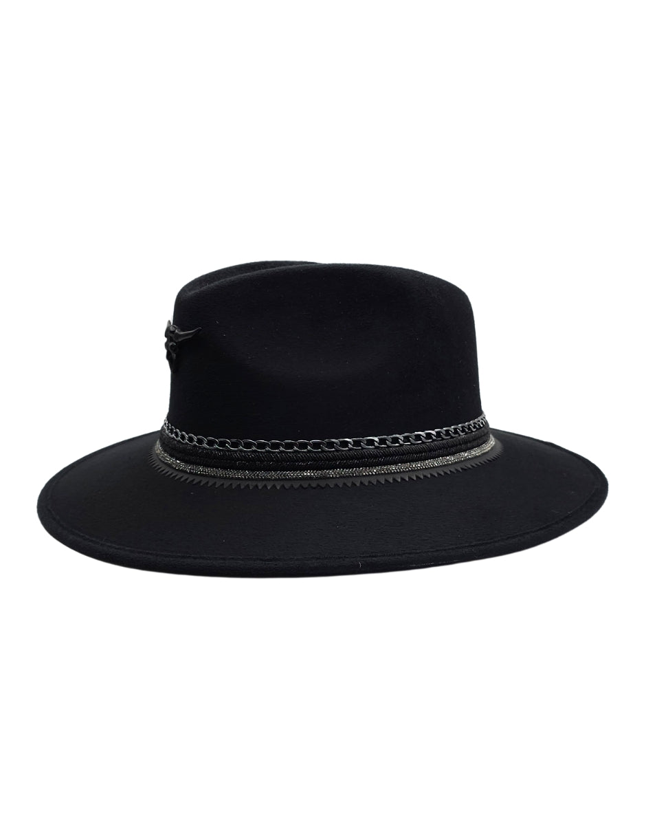 Sombrero THAURUS BLACK, Elegancia Rebelde con Horma Explorer.
