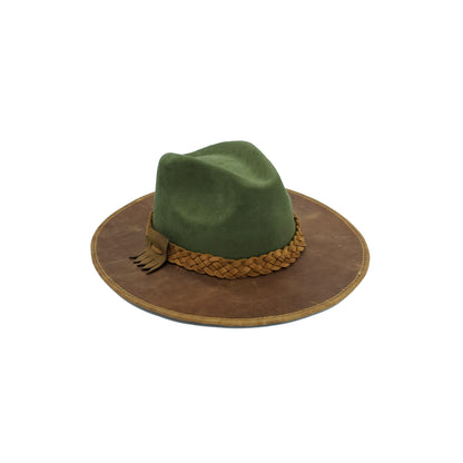 Sombrero bicolor Verde/Miel con diseño casual.